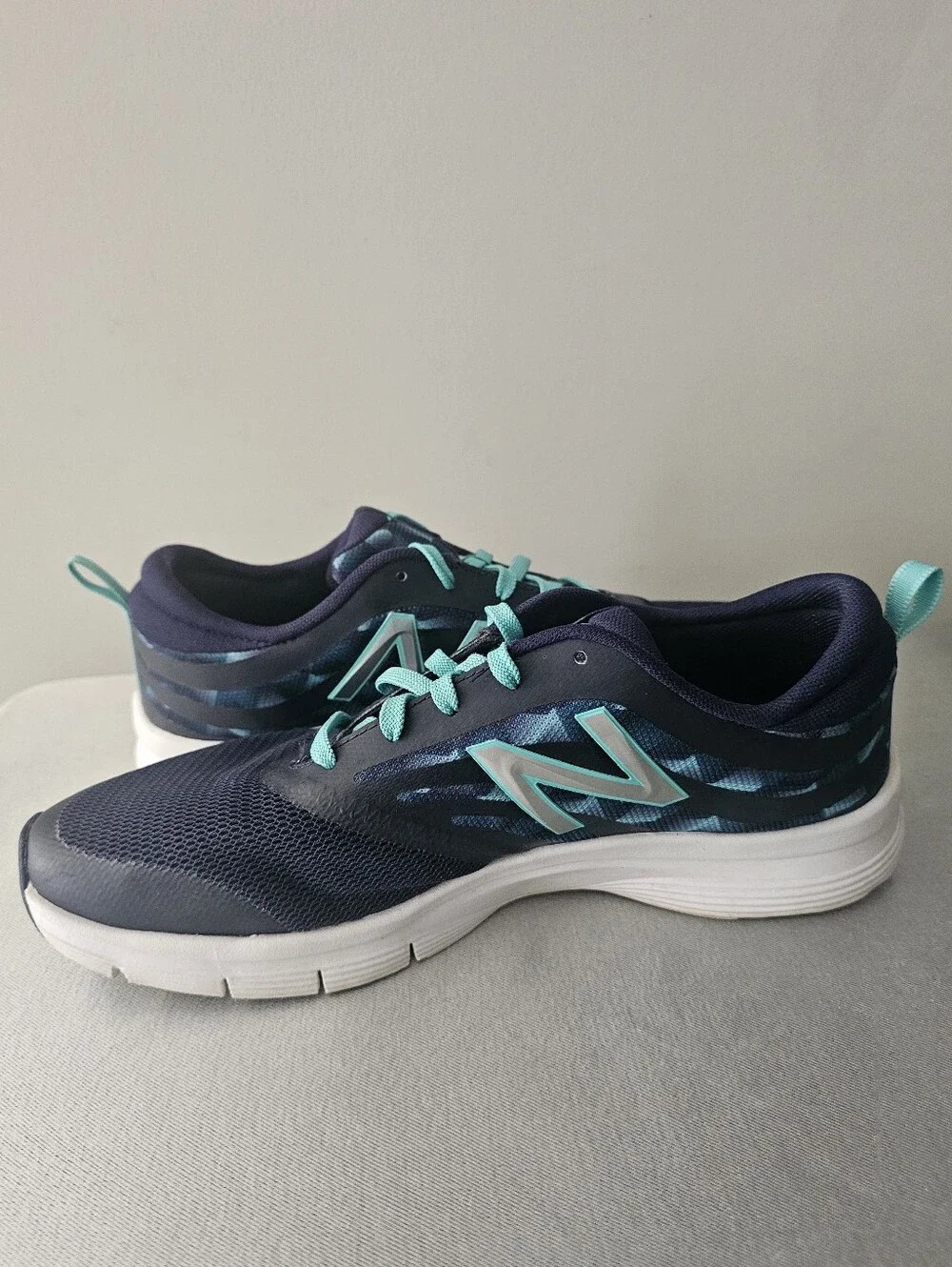 NEW BALANCE 715 Cush Cross Training Womens Sneakers